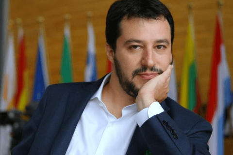Matteo Salvini: "Sono per la parità di diritti, ma..." - salvini chi 1 1 - Gay.it Archivio
