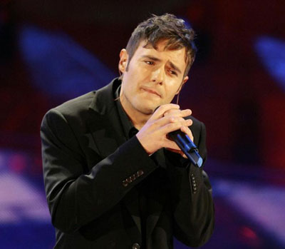 SEMBRAVO PARIS HILTON - sanremo2serataF2 - Gay.it Archivio