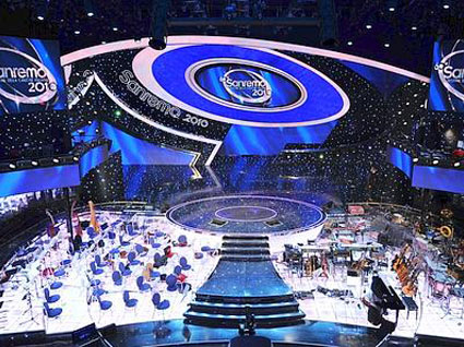 Perchè Sanremo é... Sanremodrag 2010! - scenografiasanremo10 - Gay.it Archivio