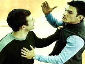 Viarreggio: processo contro gli aggressori antigay - schiaffo2 - Gay.it Archivio