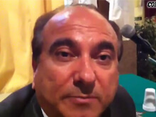 Scilipoti attacca: "Avete mai visto due uomini fare figli?" - scilipotiBASE 2 - Gay.it Archivio
