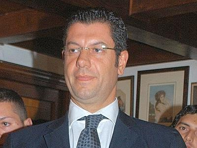 Scopelliti fa marcia indietro e candida Cecchi Paone a Reggio Calabria - scopelliti cecchi paone2 - Gay.it Archivio
