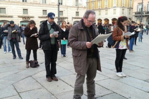 sentinelle in piedi