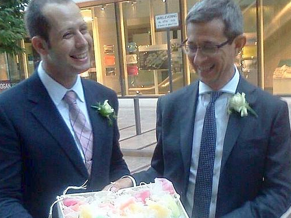Anche Bologna archivia: nessun abuso nelle trascrizioni dei matrimoni - sergio lo giudice figlio - Gay.it Archivio