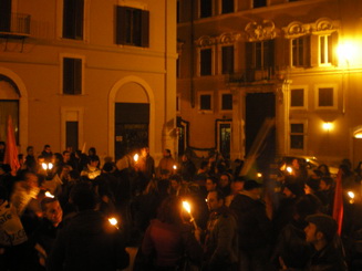 In meno di 100 a Montecitorio per Manuel e Francesco - sitinmontecitoriofrancescomanuel11 - Gay.it Archivio