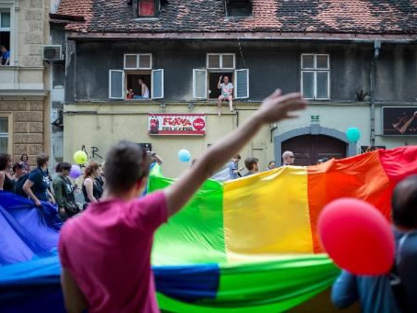 Slovenia: Corte Costituzionale dice sì a referendum sul matrimonio gay - slovenia matrimonio gay - Gay.it Archivio