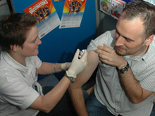 Londra: a Soho test HIV e vaccino per l'epatite B gratis - soho aidsBASE - Gay.it Archivio