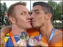 Appello per le Olimpiadi: "Gli atleti gay chiedano asilo" - sport gay romaF1 - Gay.it Archivio