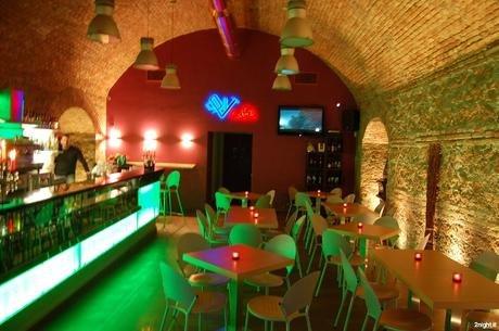 Siamo a New York? No, allo Spot Cafè - The Gay Disco Bar! - spotcafe3 - Gay.it Archivio