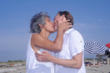 "Tanti Baci" in spiaggia per dire no all'omofobia - tantibacitorre7 - Gay.it Archivio