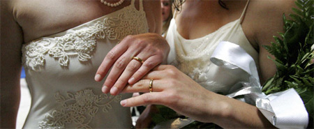 Tasmania: riconosciute d'ufficio coppie sposate all'estero - tasmania coppiaF2 - Gay.it Archivio
