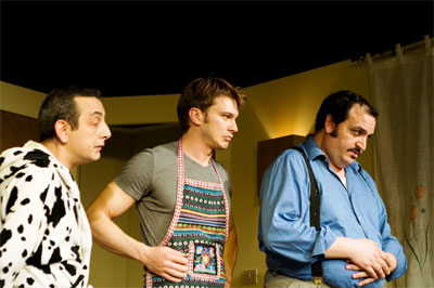 Casalinghi disperati - teatrocasalinghiF2 - Gay.it Archivio