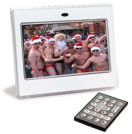 LA TECNOLOGIA SOTTO L’ALBERO - tecnoalberoF4 - Gay.it Archivio
