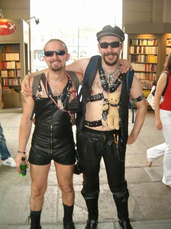 LA CARICA DEI CENTOMILA - torinopride cronacaF2 - Gay.it Archivio