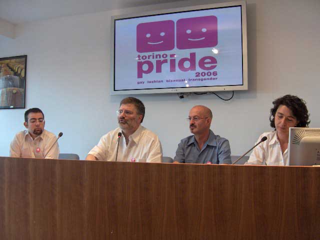 PRIDE, IL SINDACO NON CI SARÀ - torinoprideconfstampaF1 - Gay.it Archivio