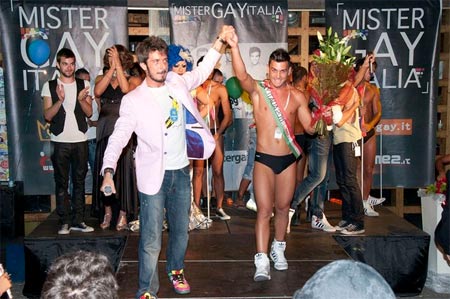 Torre del Lago: la Regione lancia il piano per l'estate gay - torre regioneF4 - Gay.it Archivio