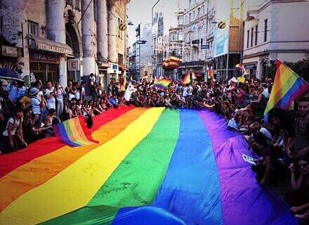 Istanbul: il Trans Pride si unisce alle proteste di Gezi Park - trans gezi parkBASE 1 - Gay.it Archivio