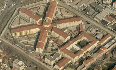 Milano: trans violentata in carcere dal secondino - trans sanvittore2 - Gay.it Archivio