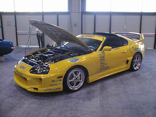 QUELL'AUTO? È TUTTA RIFATTA! - tuning02 - Gay.it Archivio