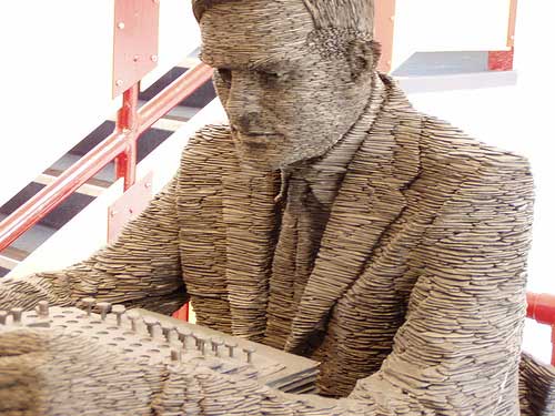 Il parlamento britannico potrebbe finalmente riabilitare Alan Turing - turingF3 - Gay.it Archivio