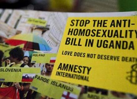 "La legge ammazza gay mina l'economia ugandese" - uganda economiaBAS 1 - Gay.it Archivio