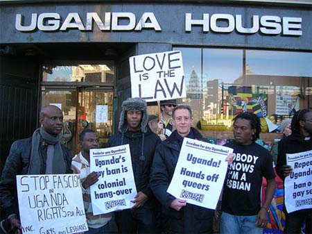 "La legge ammazza gay mina l'economia ugandese" - uganda parlamentoF2 - Gay.it Archivio