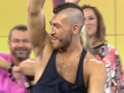 Valerio Pino e Amici: "Io incompatibile con la trasmissione" - valeriotgcomF1 - Gay.it Archivio