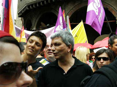 E' Nichi Vendola il primo leader gay di un partito italiano - vendola nuovoF3 - Gay.it Archivio