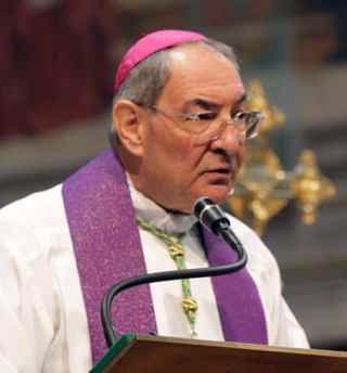 Il vescovo mons. Gianfranco Agostino