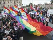 L'Italia dei Pride: da Bologna a Viareggio, le date già note - viareggio prideBASE - Gay.it Archivio