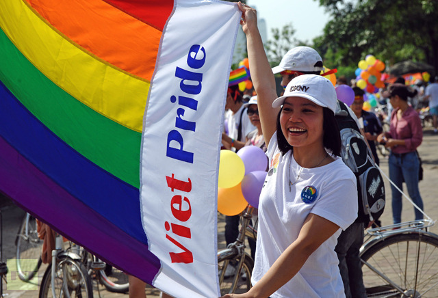 Il Vietnam ha approvato le Unioni Civili - vietnam pride - Gay.it Archivio