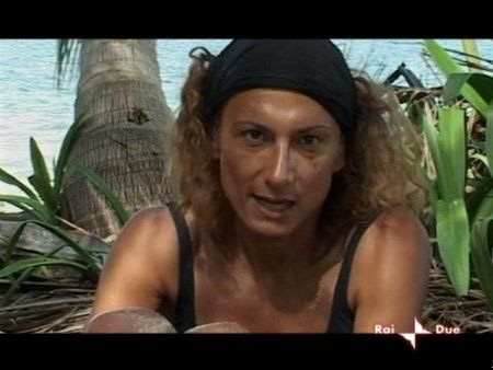 Isola, Luxuria contro Filiù: chi arriverà in finale? - vladimir eliminazF2 - Gay.it Archivio