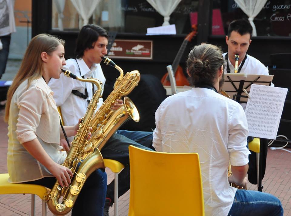 Voci d'Amore, la risposta alle Sentinelle in Piedi tra arte e musica - vocidamore1 - Gay.it Archivio