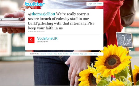 "Vodafone è stufa degli sporchi gay": l'azienda chiede scusa - vodafone uk twitterF3 - Gay.it Archivio
