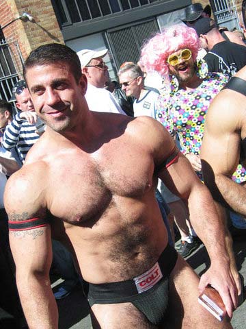 Internet, l'hard gay e il trampolino di lancio dei performer - webtvF3 - Gay.it Archivio