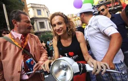Da Bassano a Cagliari passando da Napoli: week end rainbow - weekend prideF4 - Gay.it Archivio