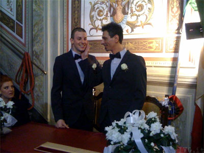 Il Vescovo riceve Zanardi che gli dice: "Abusarono di me" - zanardivescovoF2 - Gay.it Archivio