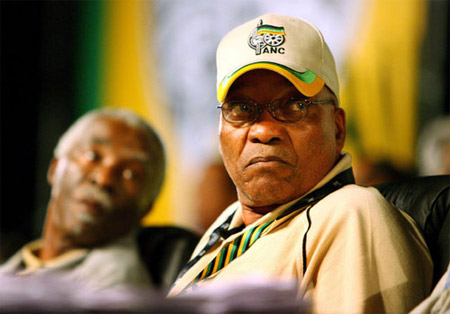 In Sudafrica vince Zuma: "Le coppie gay sono una disgrazia" - zuma F1 - Gay.it Archivio